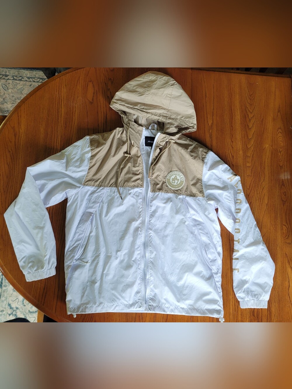 Aéropostale Men's Lightweight Colorblock Hooded Windbreaker Jacket Tan/White XL